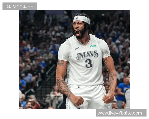 独行侠训练照曝光浓眉现身心情愉悦缺阵两场引关注