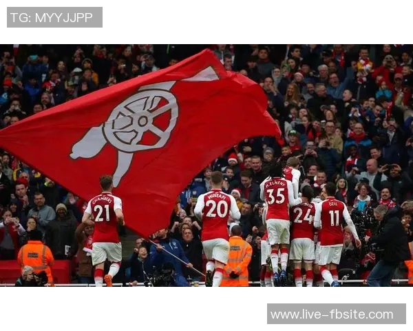 英超争冠白热化曼城紧追阿森纳明日迎战热刺争夺关键三分